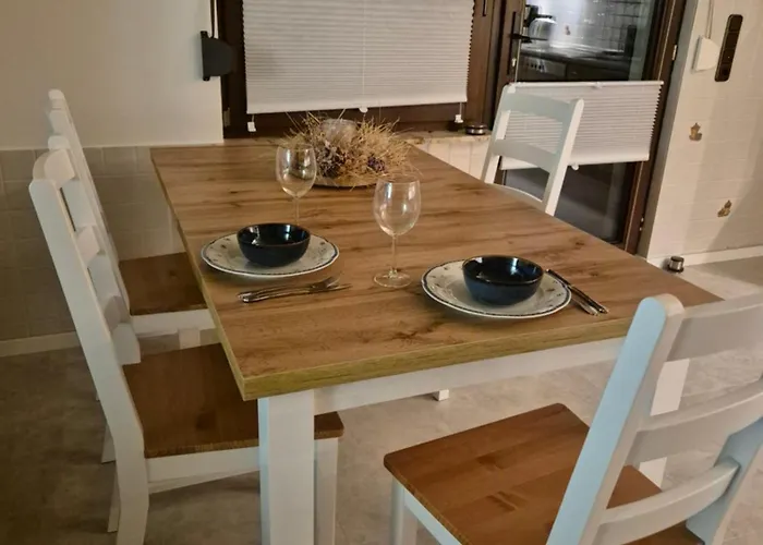 Eifellenz شقة هيلينثال